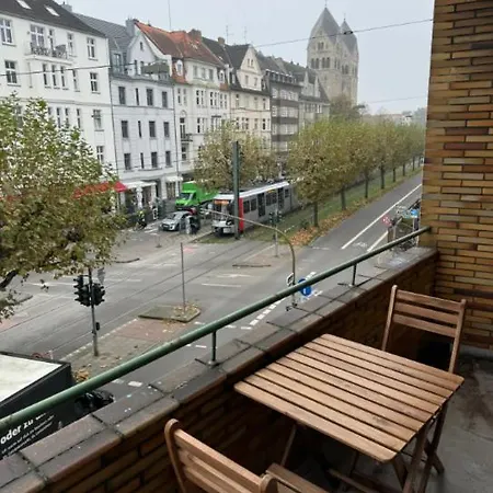 4 Bedroom In Fancy Oberkassel Апартаменты Дюссельдорф