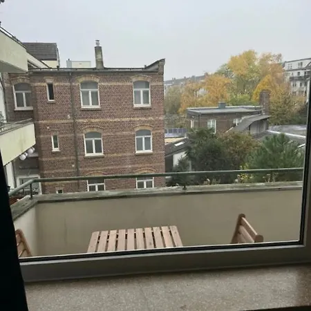 4 Bedroom In Fancy Oberkassel Апартаменты *