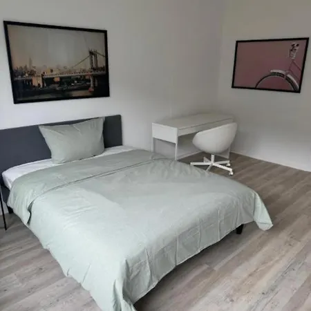 4 Bedroom In Fancy Oberkassel Dusseldorf